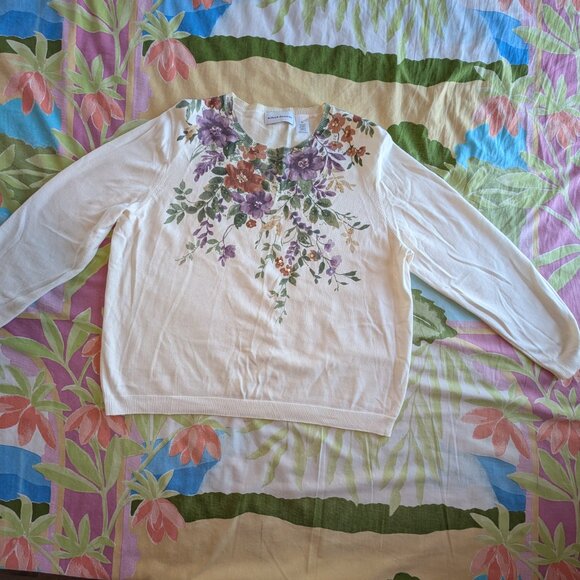 Alfred Dunner Women's XL Ivory Floral Sequin &Pearl Beaded Long Sleeves Sweater - Picture 4 of 15